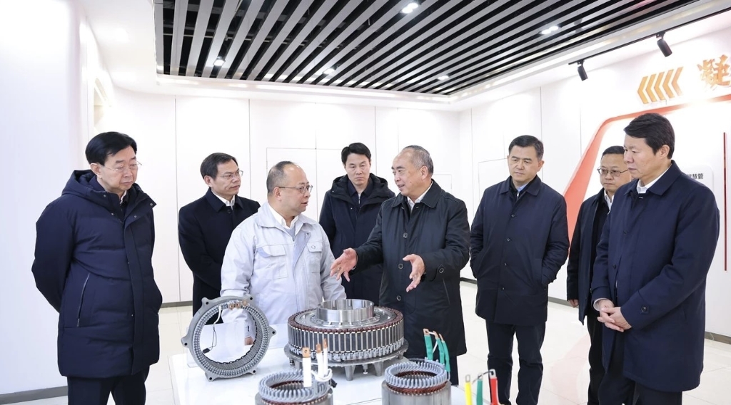 开足马力“赶订单”，奋力冲刺“开门红”  | 山东省委书记林武调研不朽情缘鹤壁工厂新能源电驱动项目